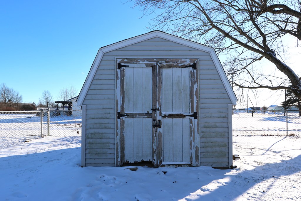 724 Roanoke Street, Crestline, Ohio 44827, 3 Bedrooms Bedrooms, ,1 BathroomBathrooms,Residential,For Sale,Roanoke Street,9065921