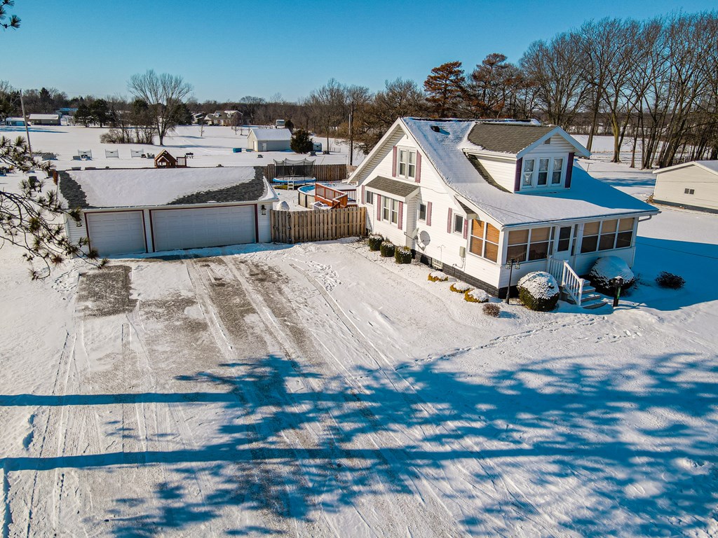 222 West Avenue, Willard, Ohio 44890, 4 Bedrooms Bedrooms, ,1 BathroomBathrooms,Residential,For Sale,West Avenue,9065922